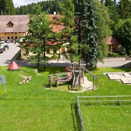 Hotel-Gasthof Zum Sussen Grund Albstadt Exterior photo